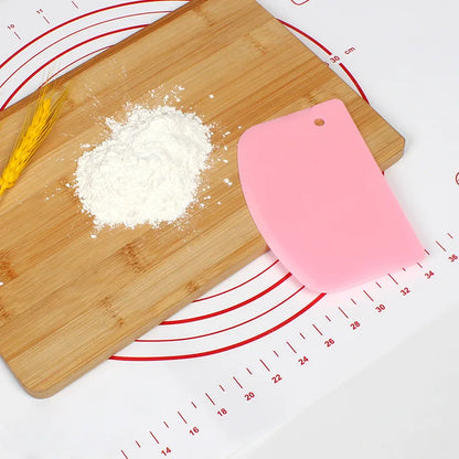 Plastic Dough Scraper & Cake Cream Spatula - Multi-Purpose Baking Tool
