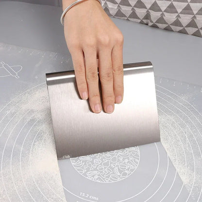 Stainless Steel Dough Scraper - Cake Smoother & Pastry Spatula for Baking