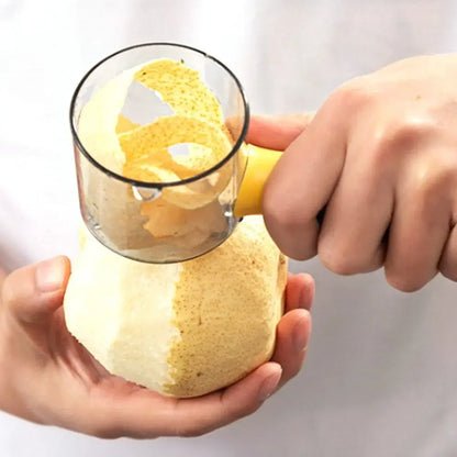 Multifunctional Vegetable Peeler with Storage Container - 3-in-1 Grater & Cutter