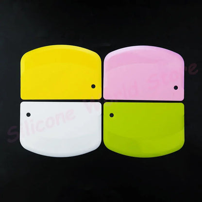 Plastic Dough Scraper & Cake Cream Spatula - Multi-Purpose Baking Tool