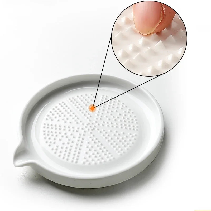Ceramic Garlic Grinder - Manual Ginger Grater & Vegetable Grinder Kitchen Tool